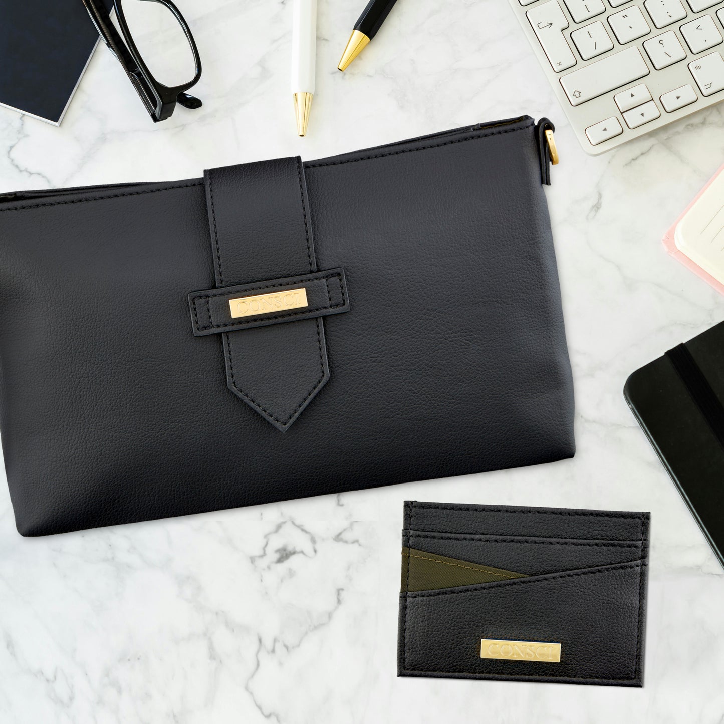 Kartenetui und Handtasche aus Kaktusleder